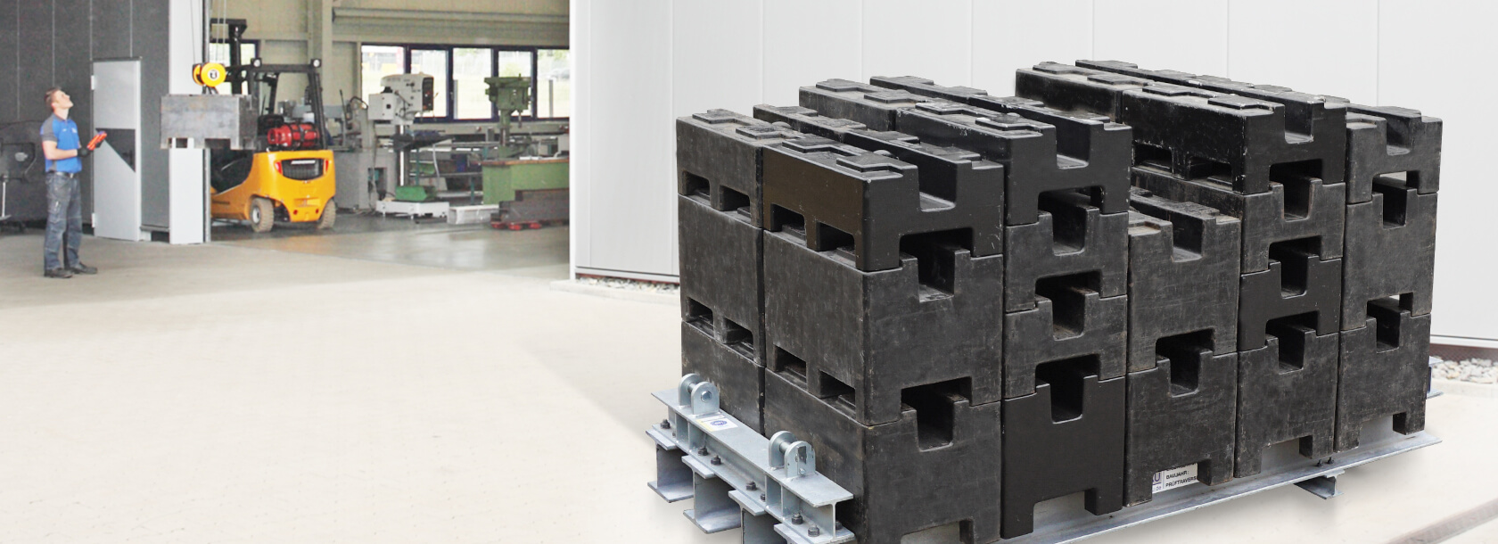 Prüfgewicht am Haken